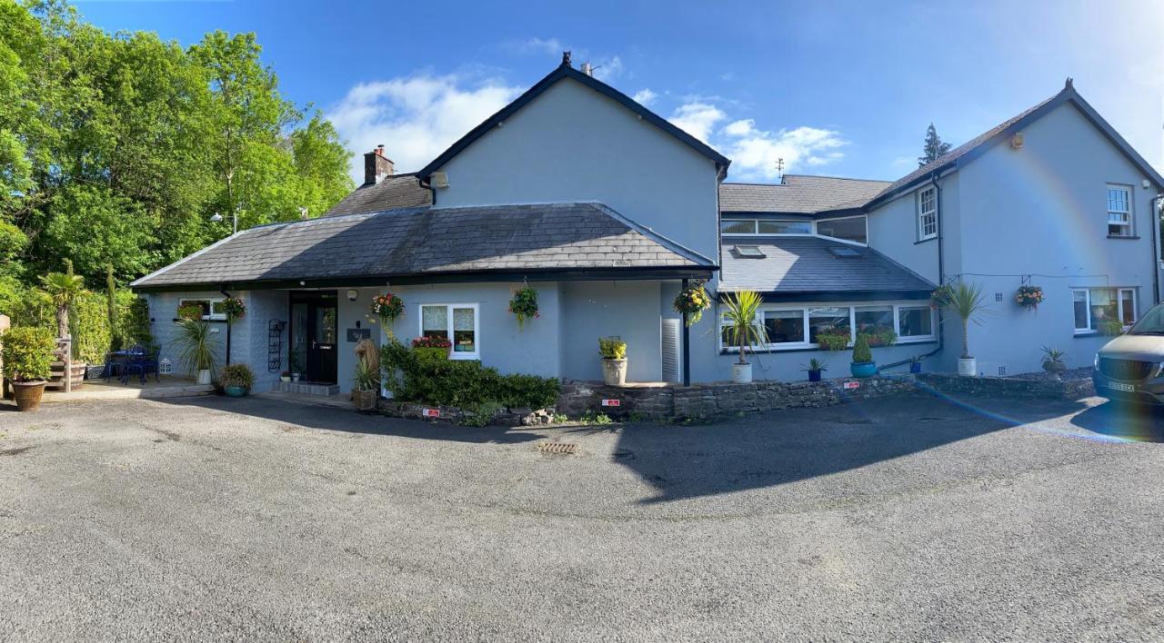 Rooms At The Usk Talybont-on-Usk Exterior photo